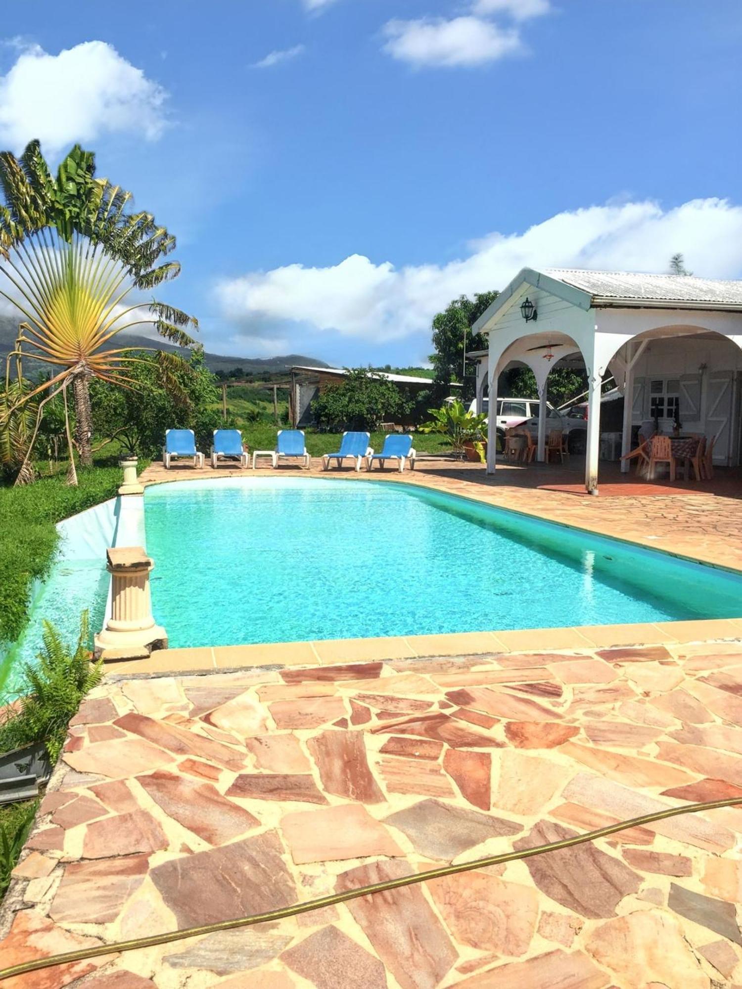 Villa Carbet: Seaside 3-Bedroom with Private Pool and Garden Le Carbet Exterior photo